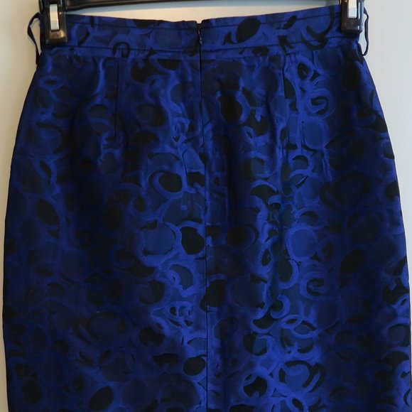 NWT St. John Cobalt/Caviar Evening Satin-Sheen Skirt Size 2 MSRP $695